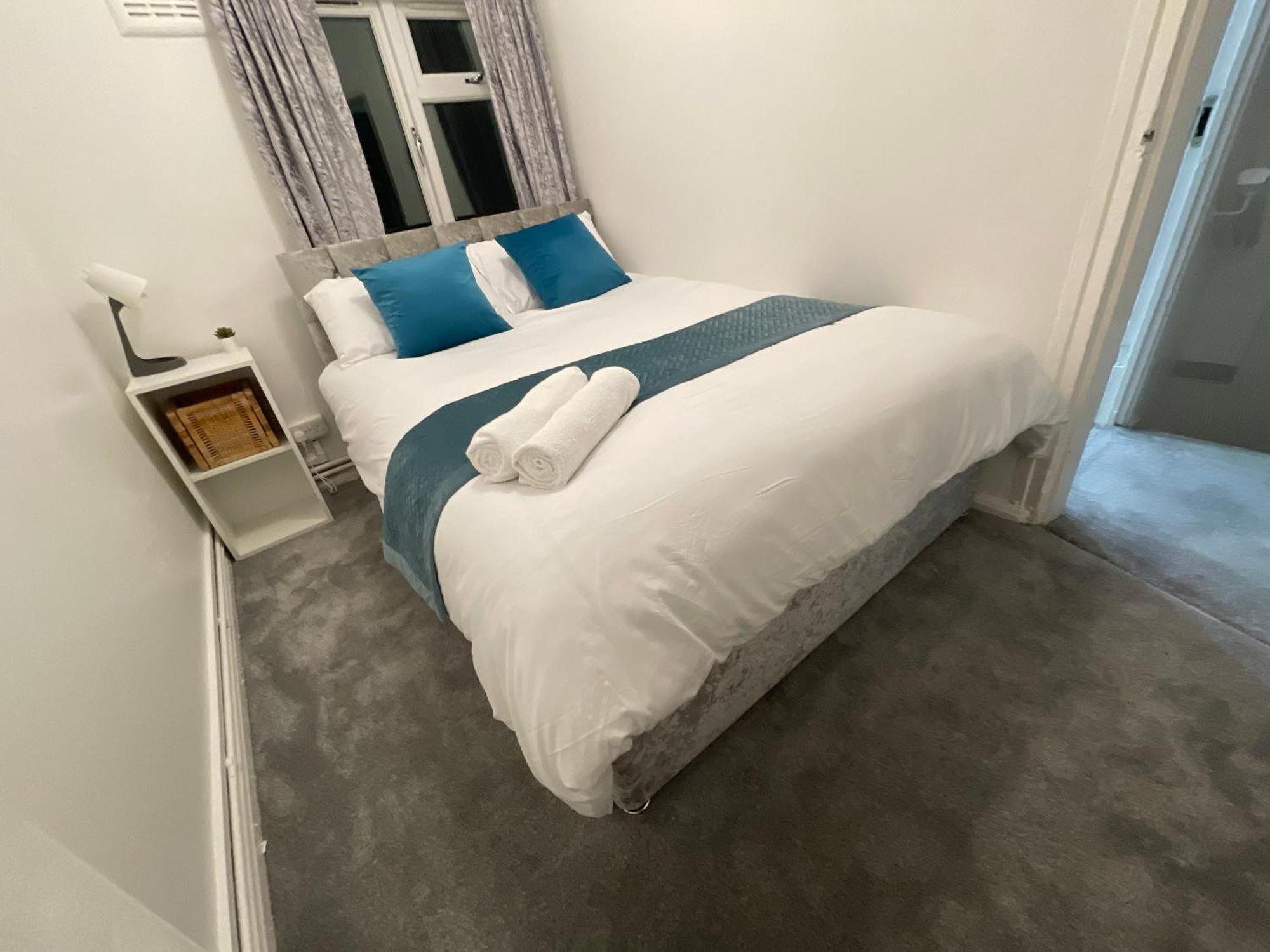 Tooting Lodge London - Cosy 2 Bedroom House With Garden, 5 Mins Walk To Tube Station Exterior photo